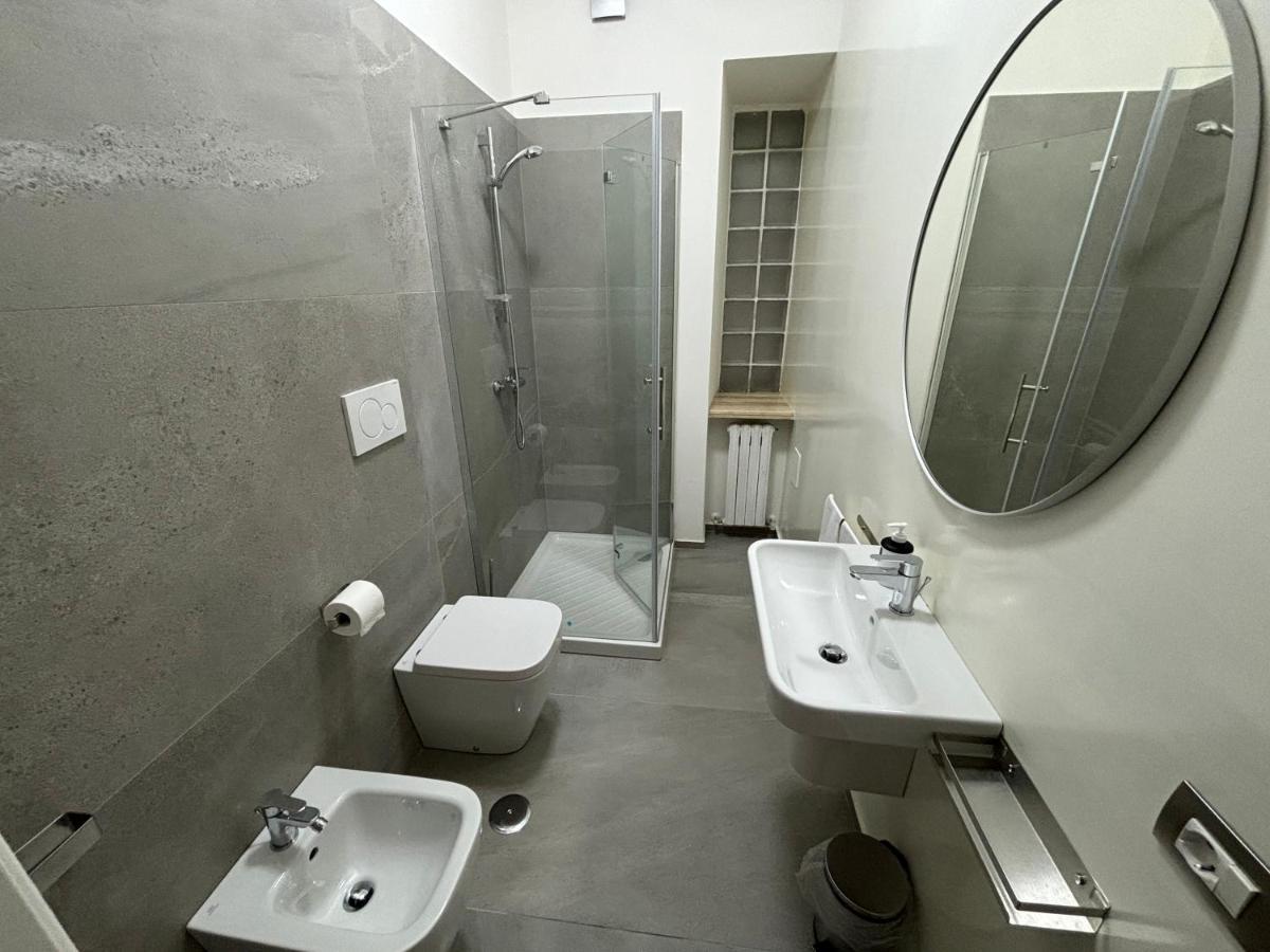 Room & Parking In Centro Citta Con Parcheggio Privato E Wifi Potenza Dış mekan fotoğraf