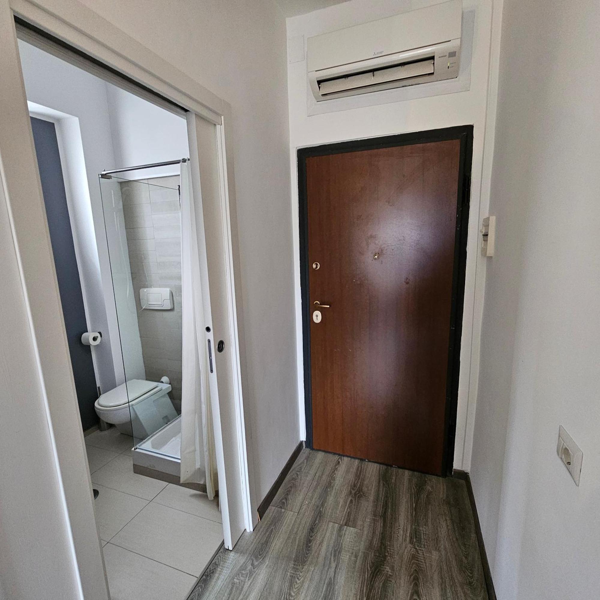 Room & Parking In Centro Citta Con Parcheggio Privato E Wifi Potenza Dış mekan fotoğraf