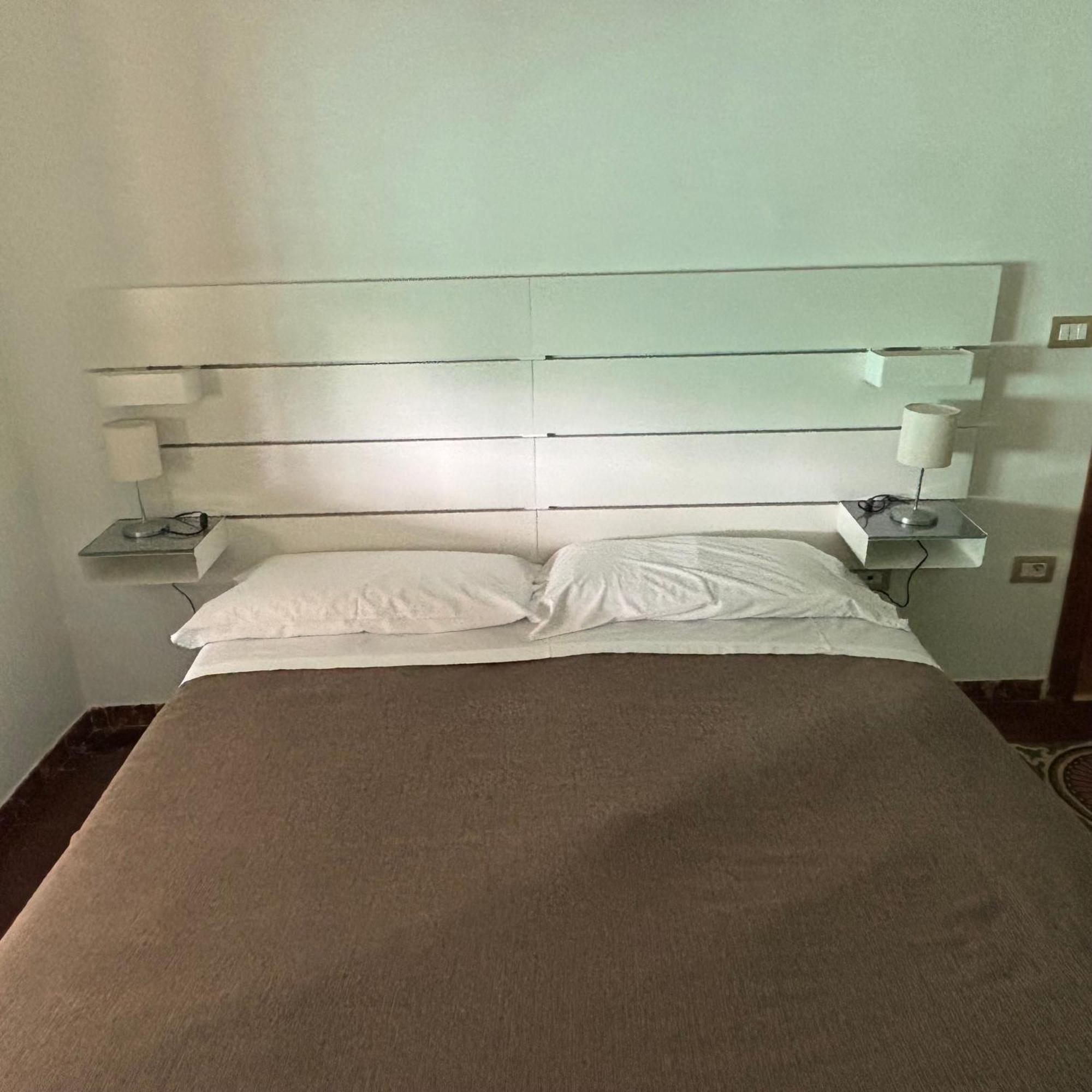 Room & Parking In Centro Citta Con Parcheggio Privato E Wifi Potenza Dış mekan fotoğraf