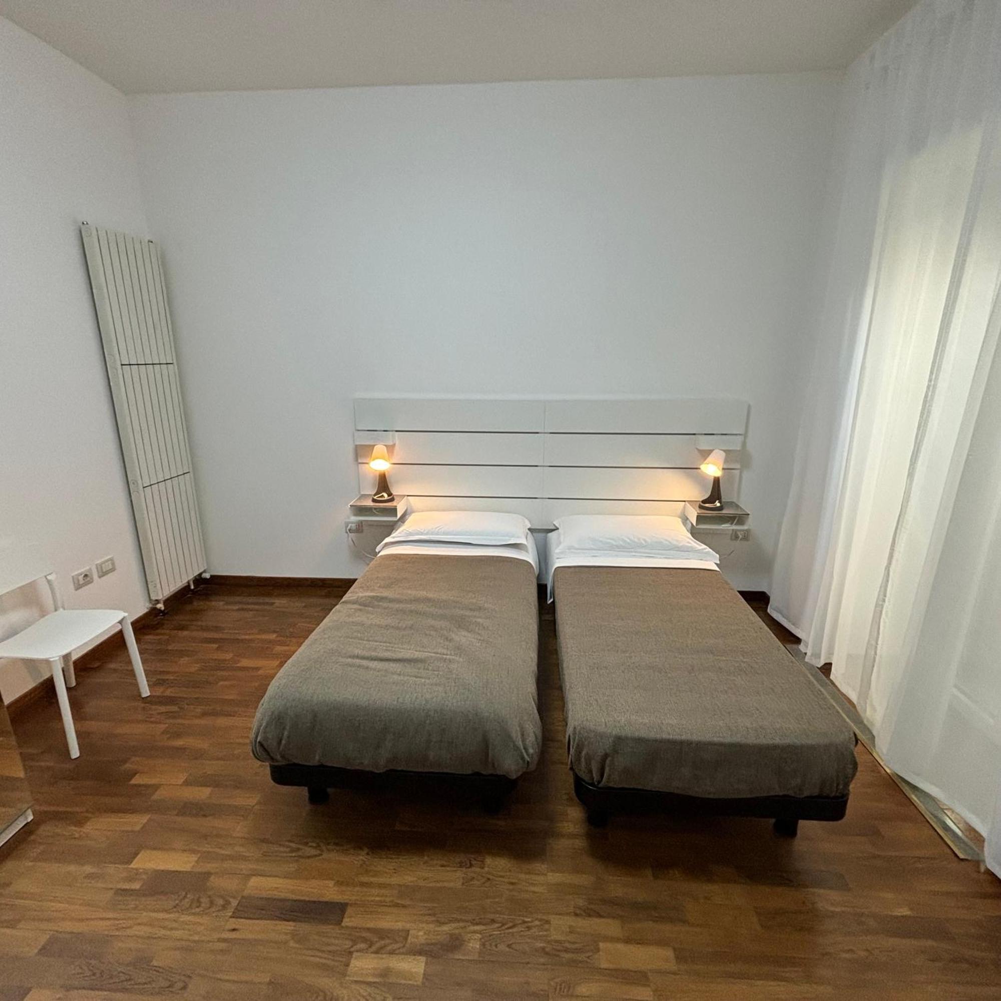 Room & Parking In Centro Citta Con Parcheggio Privato E Wifi Potenza Dış mekan fotoğraf