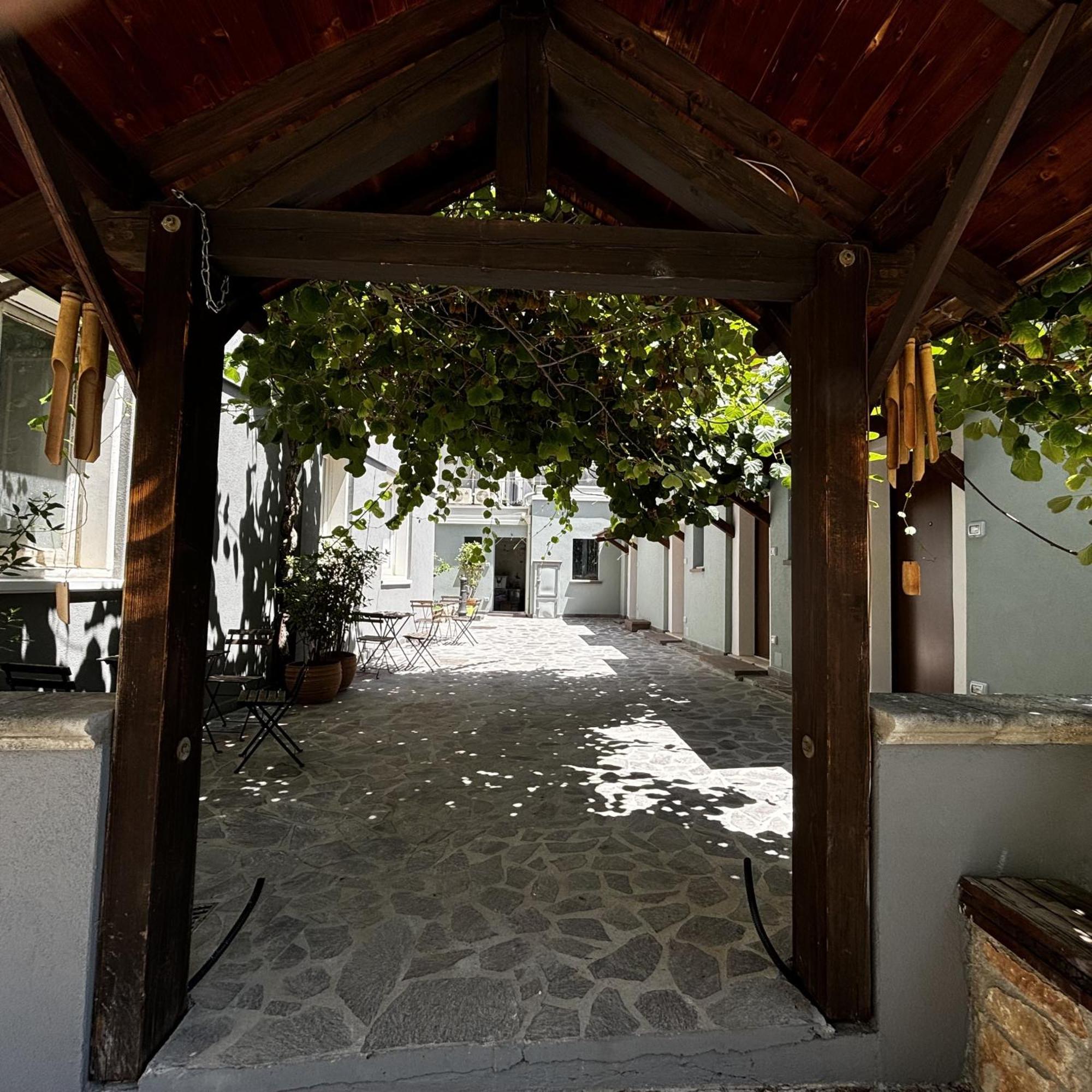 Room & Parking In Centro Citta Con Parcheggio Privato E Wifi Potenza Dış mekan fotoğraf