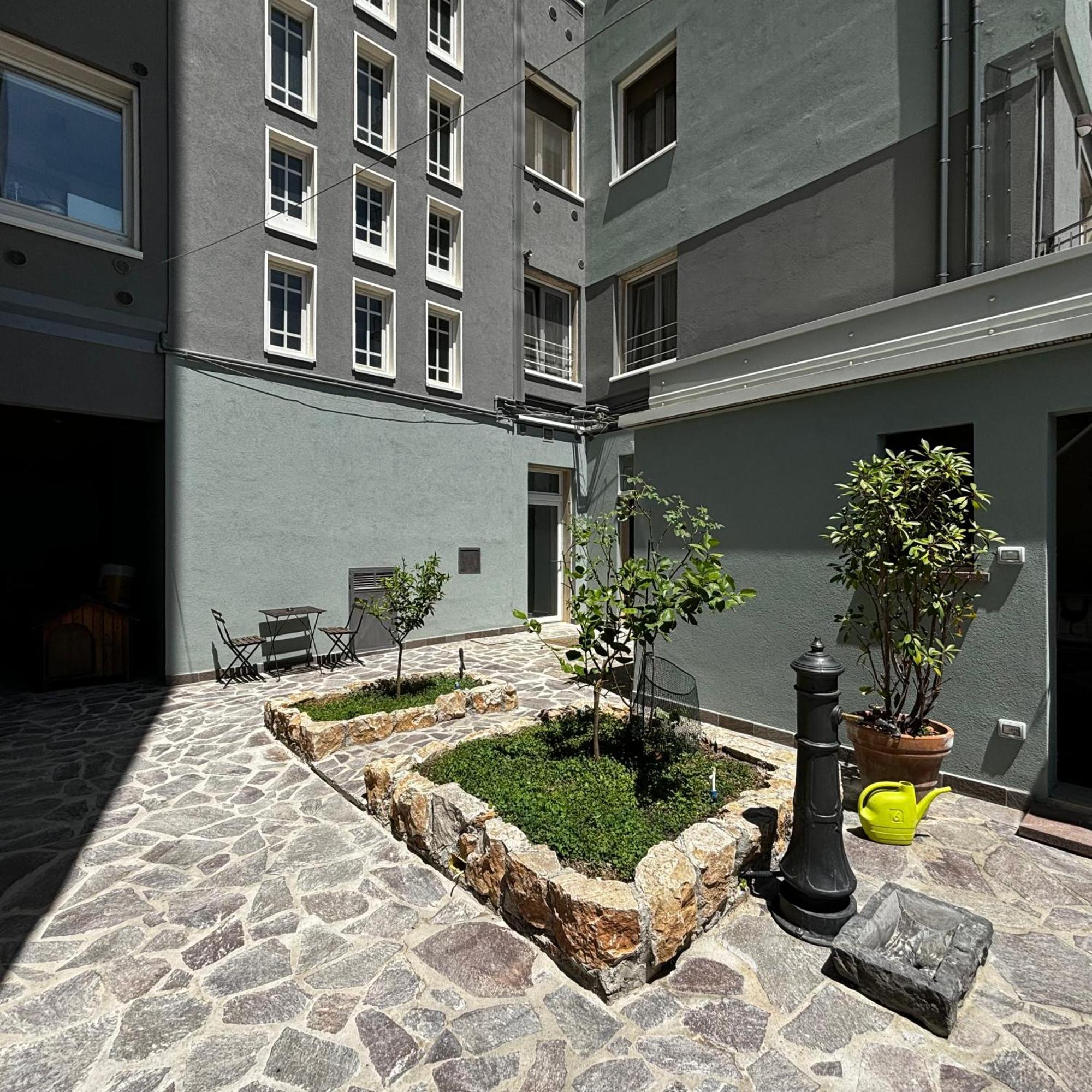 Room & Parking In Centro Citta Con Parcheggio Privato E Wifi Potenza Dış mekan fotoğraf